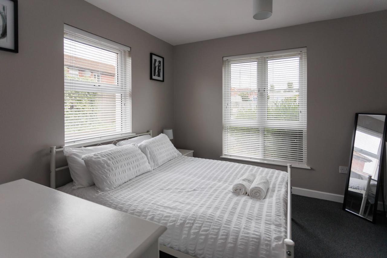 2 Bedroom Ground Floor Apartment Belfast Exterior foto
