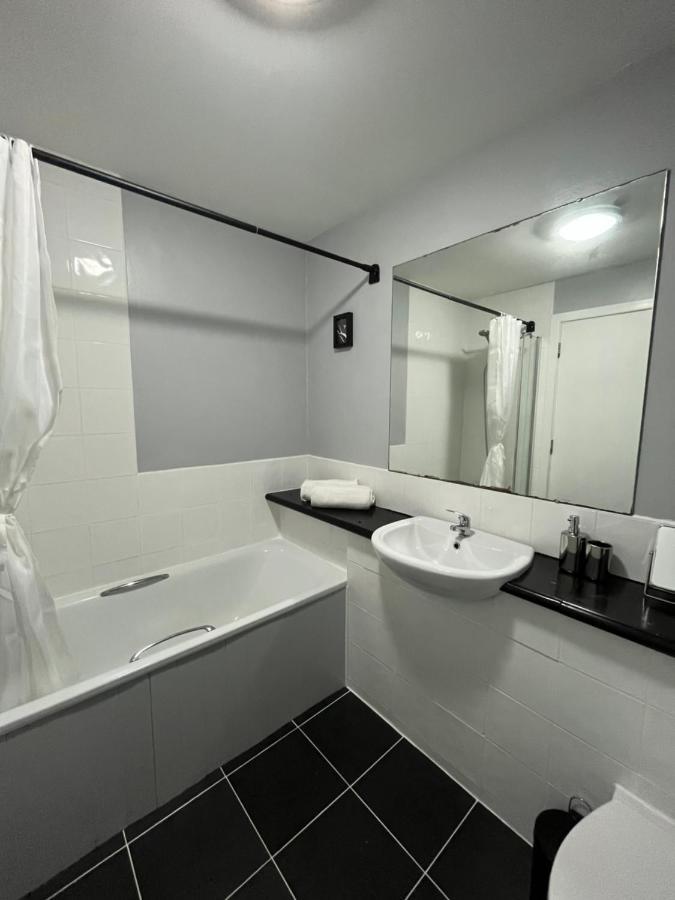 2 Bedroom Ground Floor Apartment Belfast Exterior foto