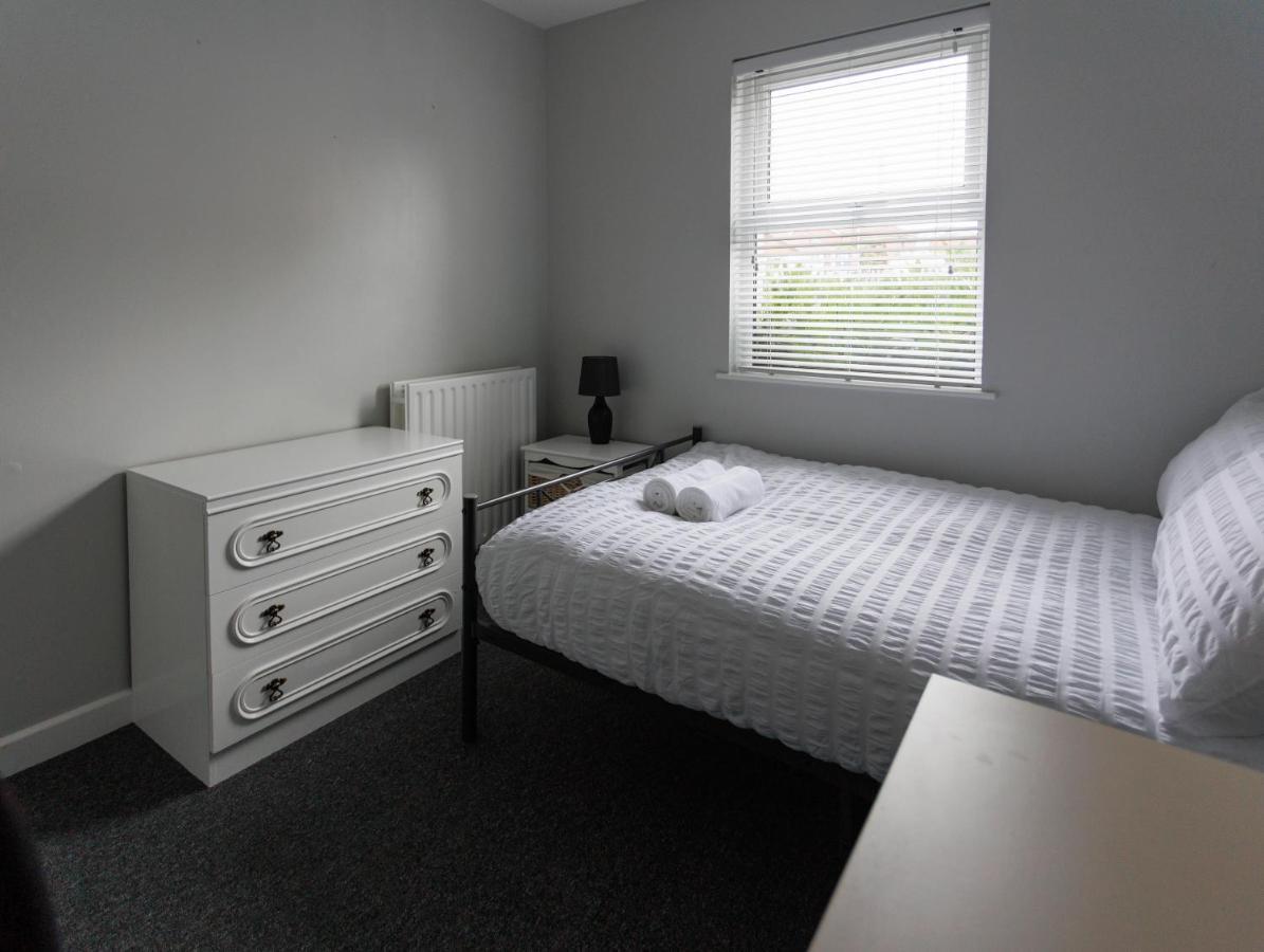 2 Bedroom Ground Floor Apartment Belfast Exterior foto