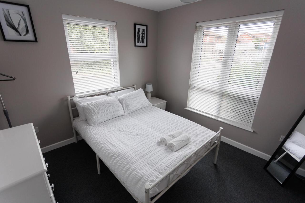 2 Bedroom Ground Floor Apartment Belfast Exterior foto