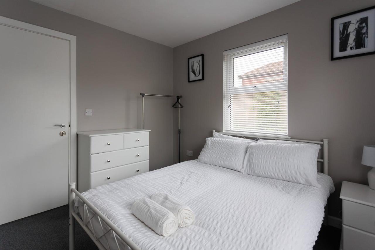2 Bedroom Ground Floor Apartment Belfast Exterior foto