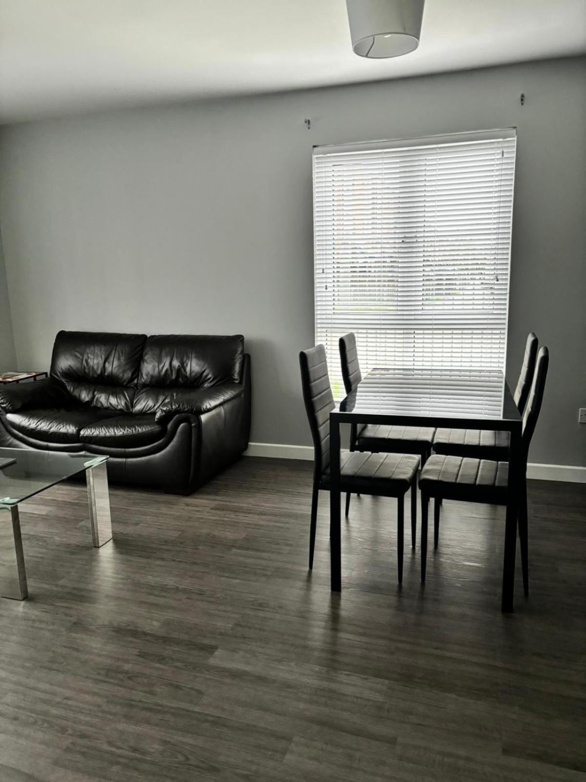 2 Bedroom Ground Floor Apartment Belfast Exterior foto